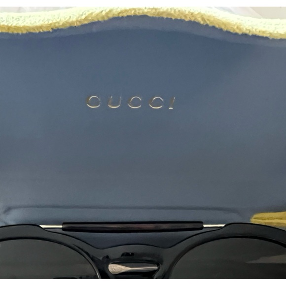 GUCCI SUNGLASSES - Picture 4 of 12